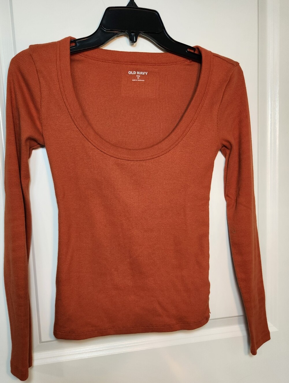 Old Navy Scoop Neck Long Sleeve Top - Rust Orange